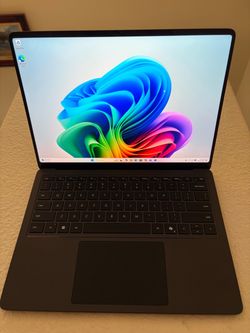 Microsoft surface Laptop 7 LIKE NEW