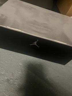 Bloodline Jordan 4s