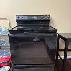 Fully Functioning Electric Range 