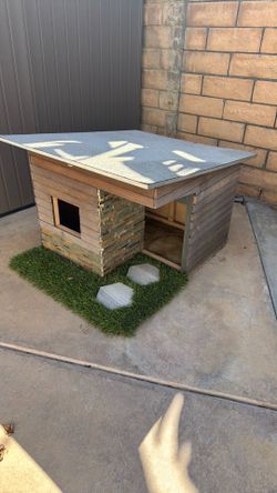 Free dog house
