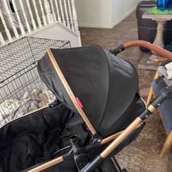 Cynebaby stroller is a luxury-style 2-in-1 model,