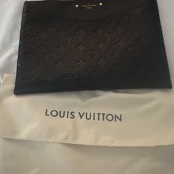 Louis Vuitton Pouch Bag 