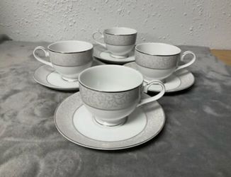 Mikasa Fine China Tea Set : 4 Cups And 4 Saucers New Never Used