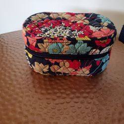 Vera Bradley Jewelry Storage Case, Zipper Closure