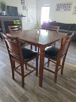 Counter Height Dining Table Set with 4 Chairs