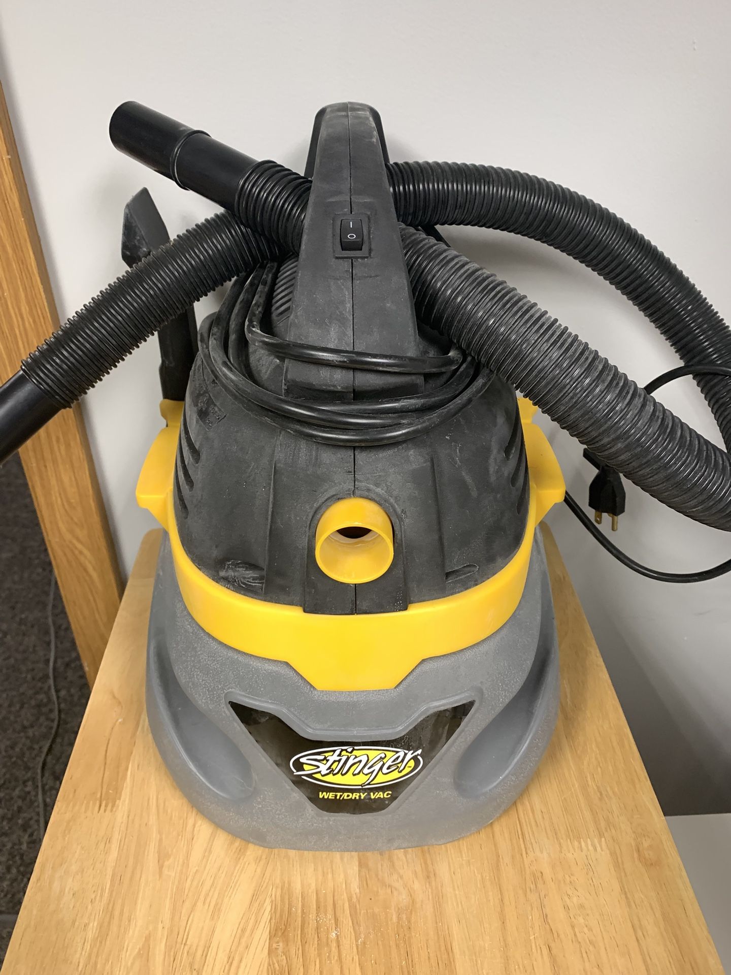 Stinger Compact Wet/Dry Shop Vac