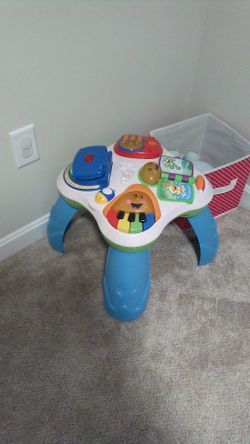 Baby Einstein activity table