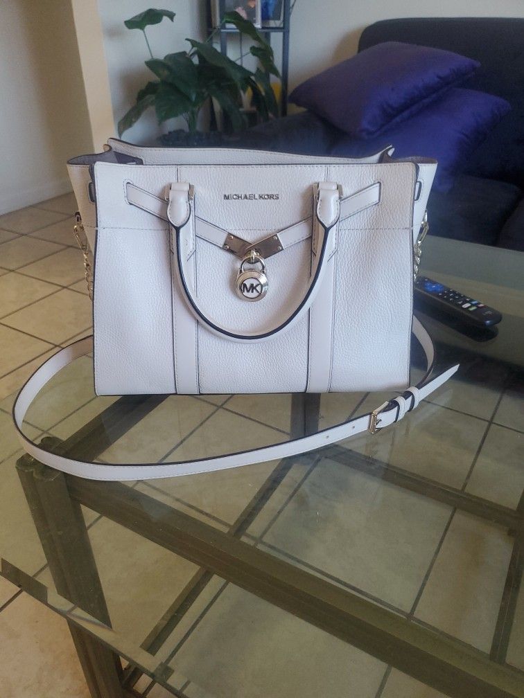 Micheal Kors Purse