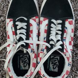 Vans SIZE 6.5 Boy Or Girl