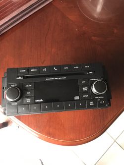 Jeep Wrangler OEM radio