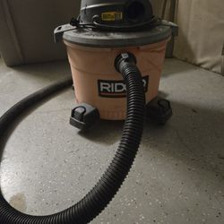 Ridgid 9 Gal Shop Vac
