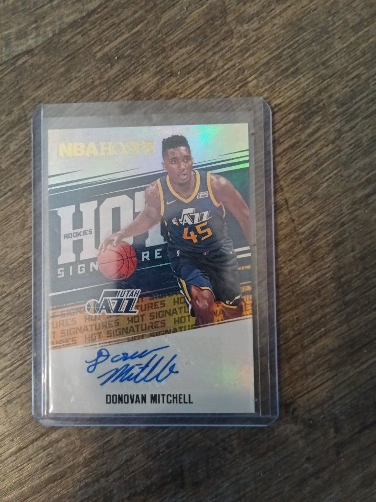 Donovan Mitchell rookie jsy auto /75シリ Donovan Mitchell rookie jsy auto /75シリ
