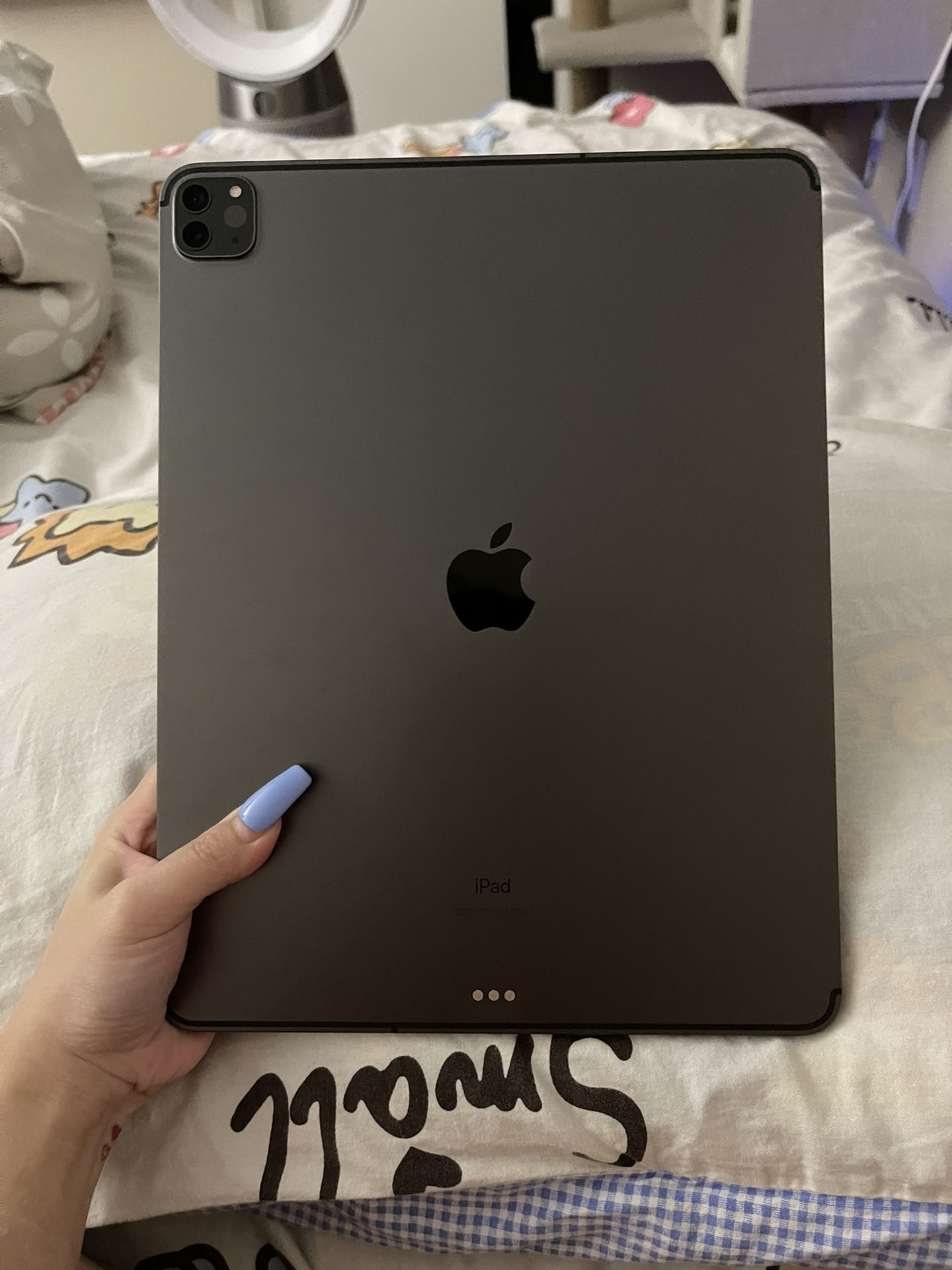 iPad Pro 12.9 5th Generation (2021)