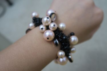 New York & Company Pearl Bracelet