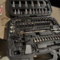 Husky 119 Pc Mechanics Set