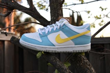 Nike Dunk Low GS “ Homer Simpson “ Size 4.5Y/6W, 5.5Y/7W, 6.5Y/8W