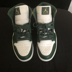 Retro Air Jordan 1s