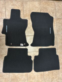 Subaru Crosstrek brand new floor mats