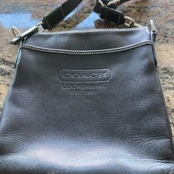 Vintage Coach leather Letter Purse