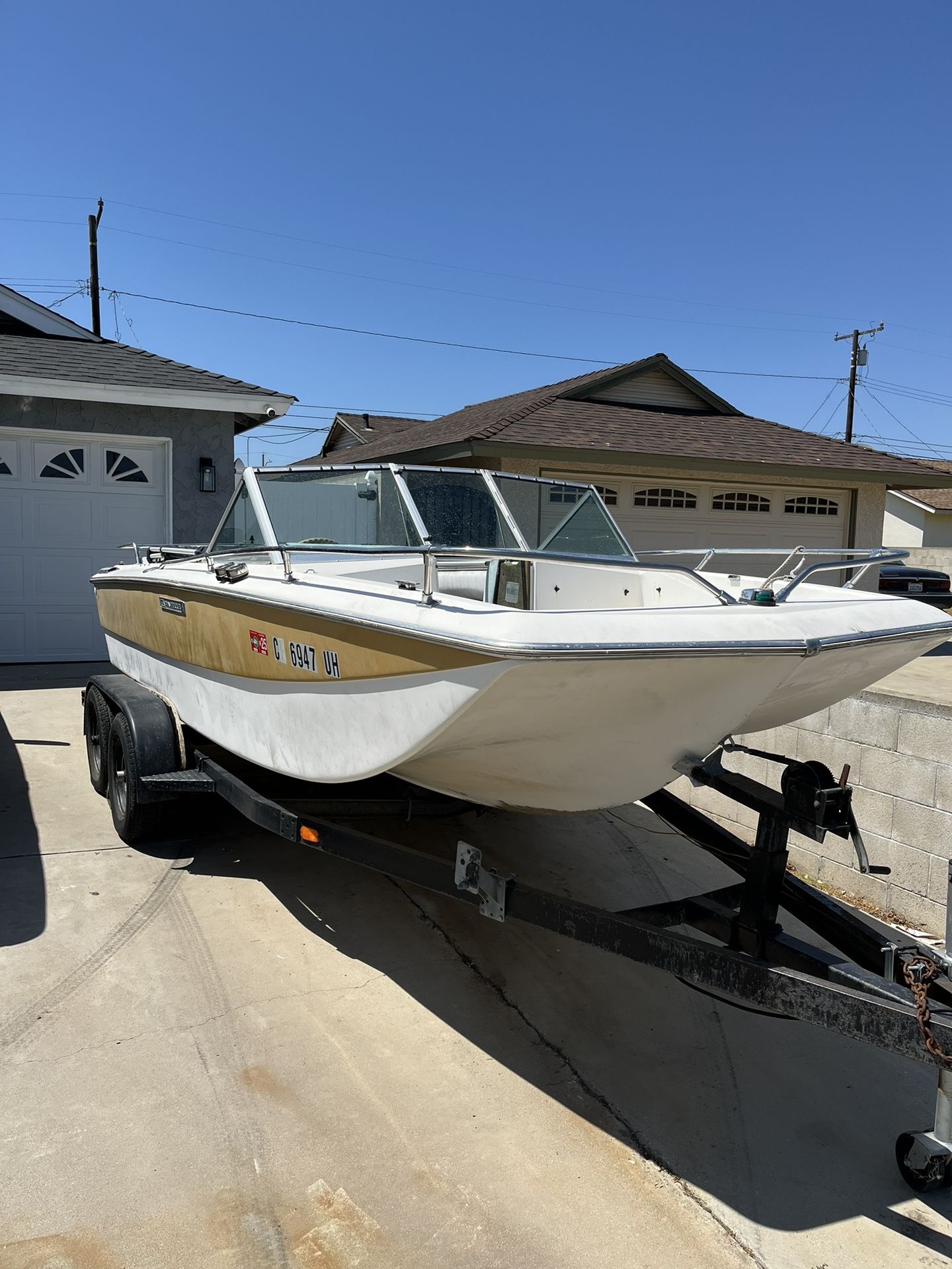 77 Caravelle boat
