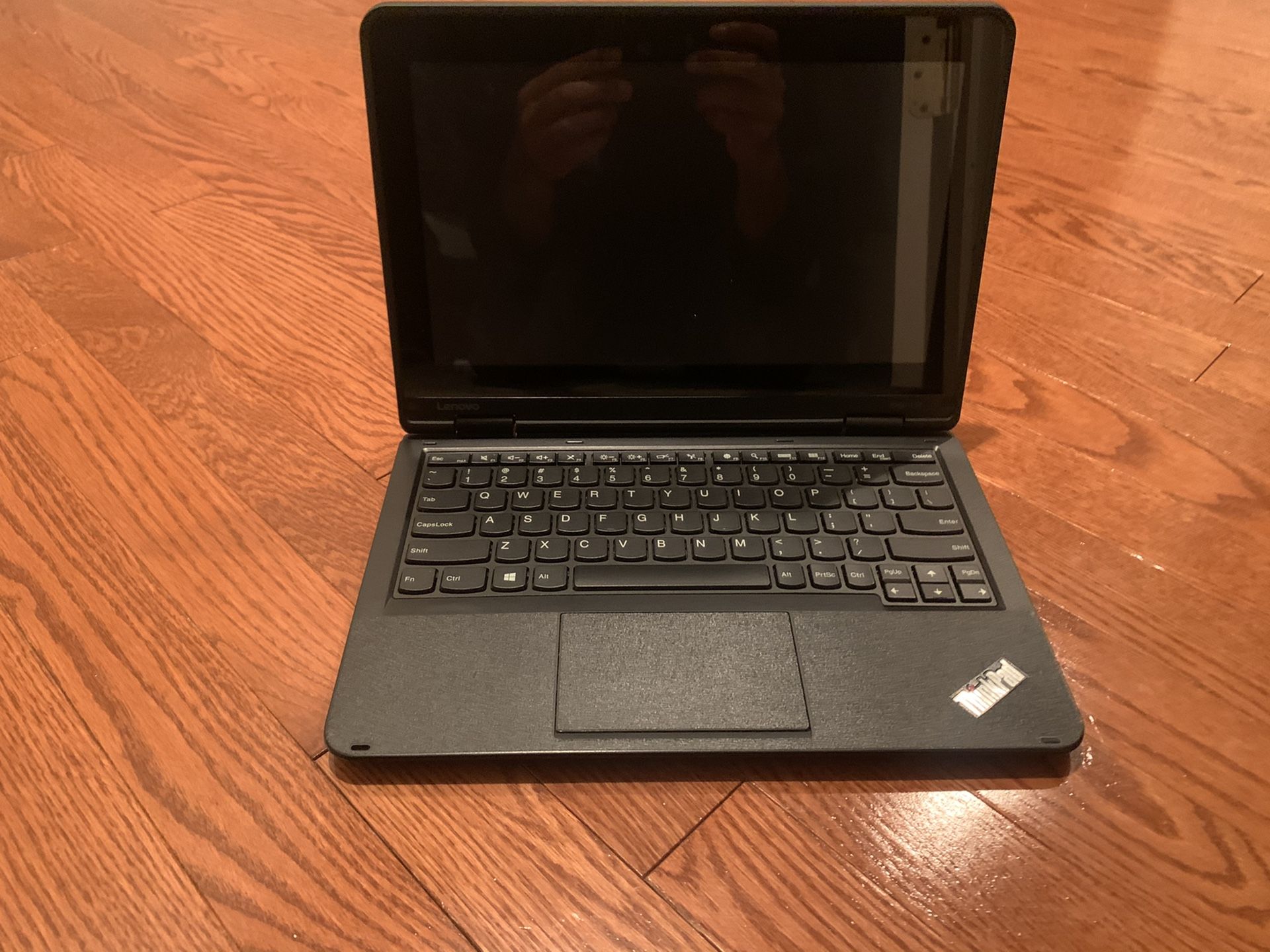 Lenovo ThinkPad Touchscreen Yoga 11e