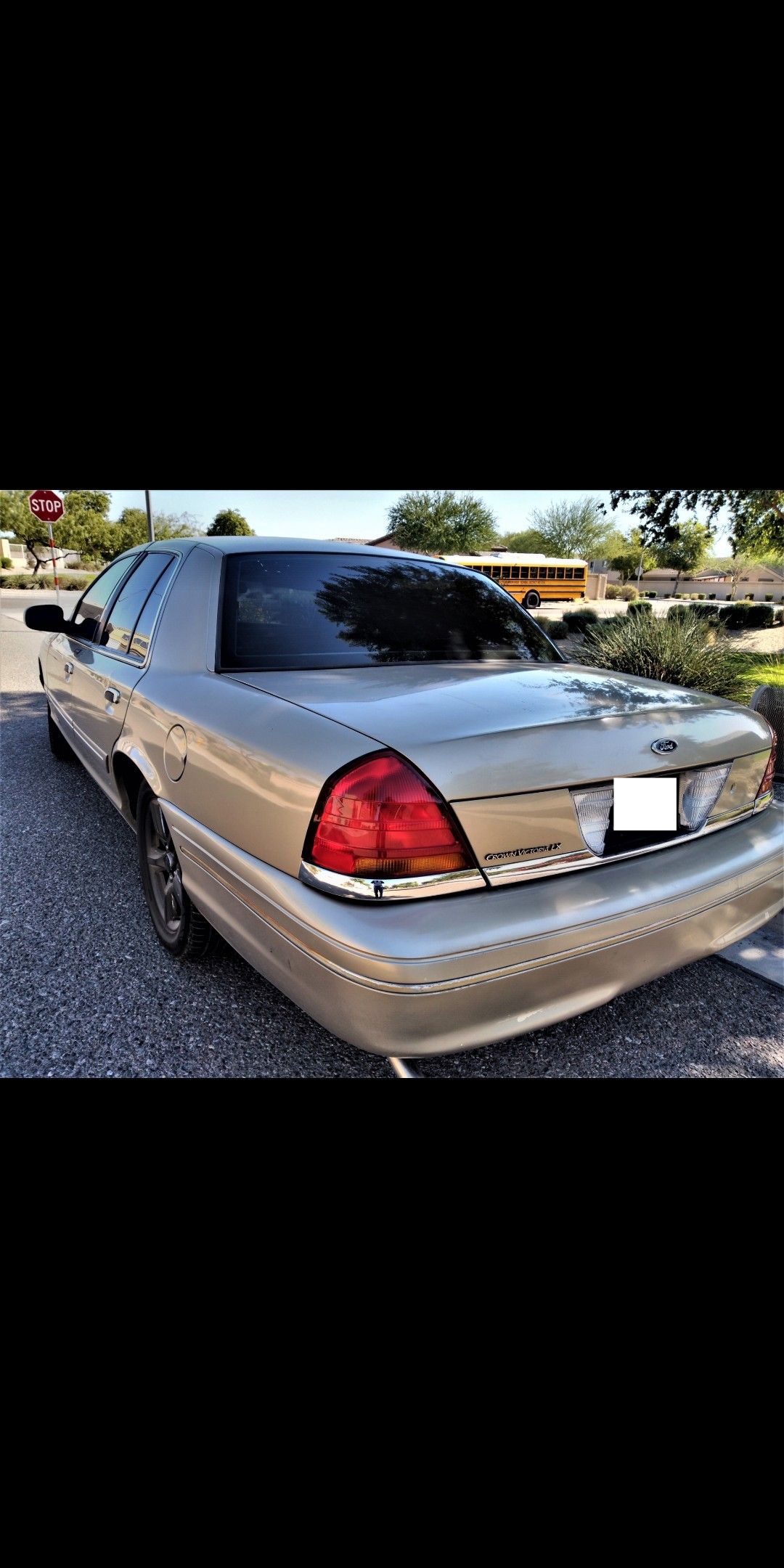 Reliable 2000 FORD crown victoria. 4.6L V8! Strong engine -  (Similar to town car grand Marquis LeSabre Impala)
