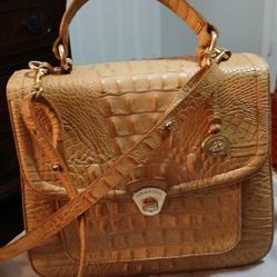 Brahamin Leather Medium Purse , Come  W/ dust  bag