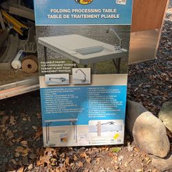 Bass Pro Folding Processing Table 