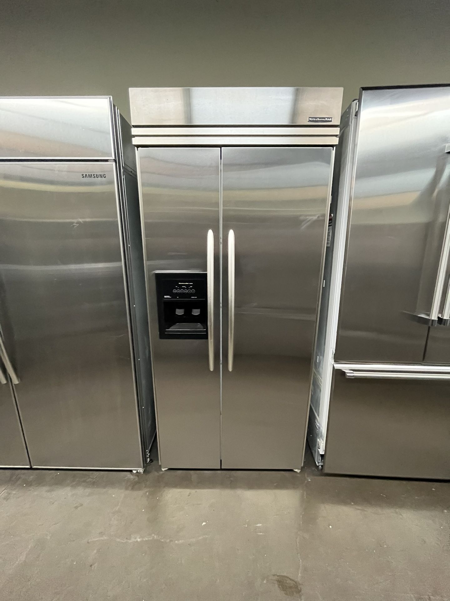 KITCHEN AID BUILT IN REFRIGERATOR