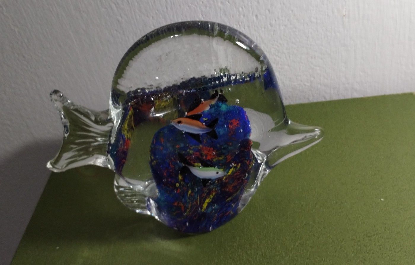 BLOWN GLASS FISH FIGURINE PAPERWEIGHT 5.5"×5"×2" - V41