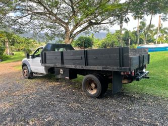 2006 Ford F450 w/ 14ft Flatbed