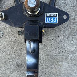 Pro Series weight distribution hitch