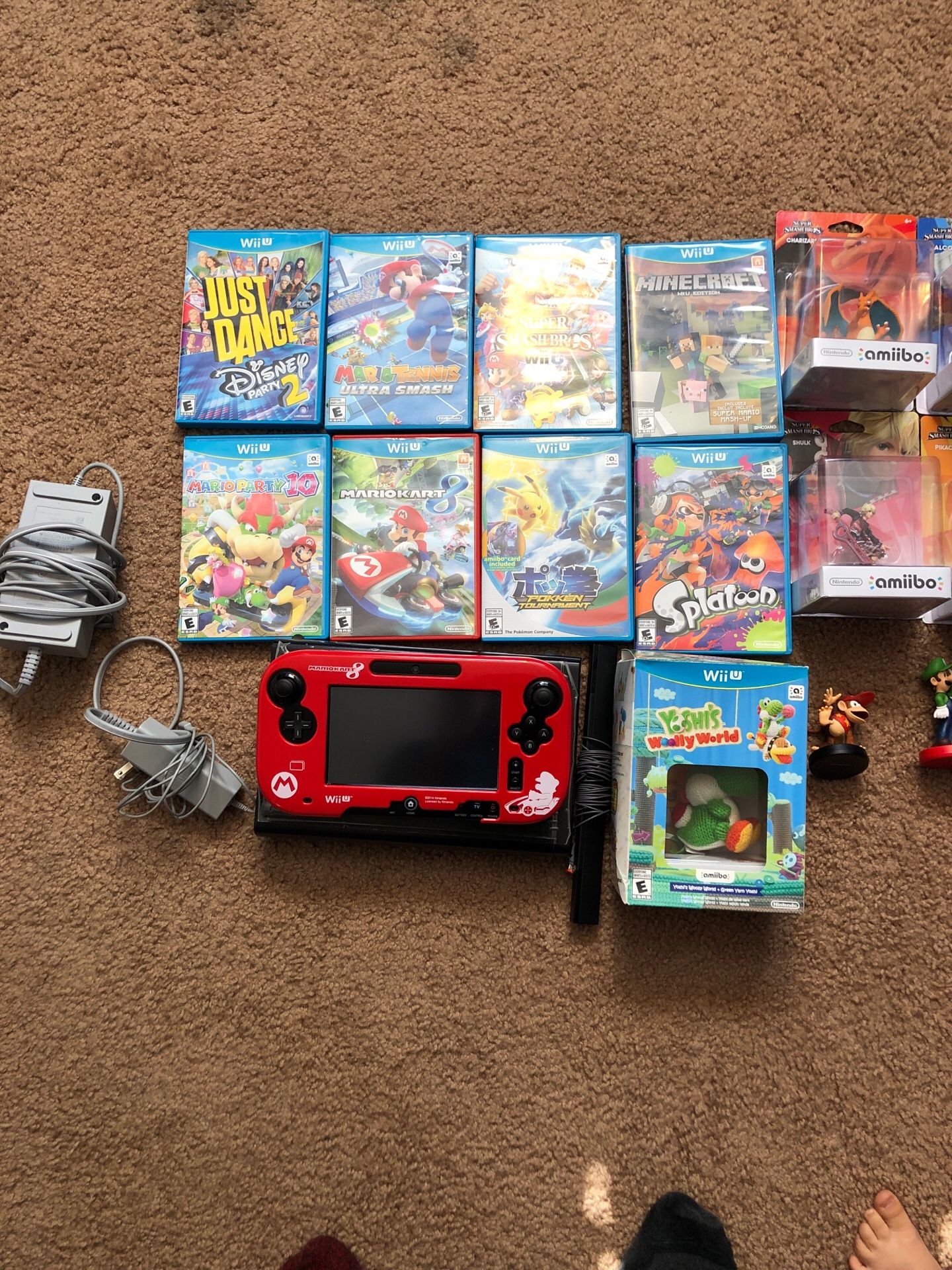 Nintendo Wii U console with games and amibos