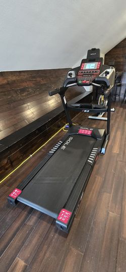 Treadmill F63 
