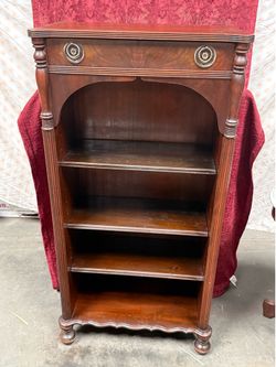 C/R Vintage mahogany Neoclassical wood bookshelf, adjustable shelves & Drawer