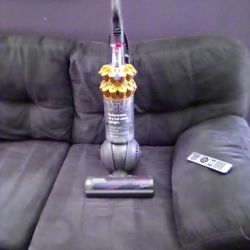 DYSON DC 50 MULTIFLOOR BALP VACUUM 