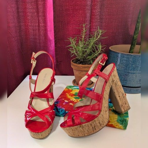 Stylish Red Platform Sandals 7.5