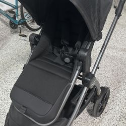 Peg Perego Travel System – Onyx | Stroller + Car Seat + 2 Bases | Like New