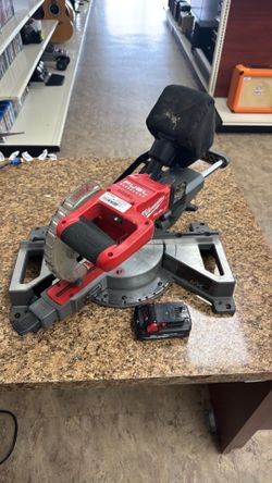 Tools saw Milwaukee 2733-20
