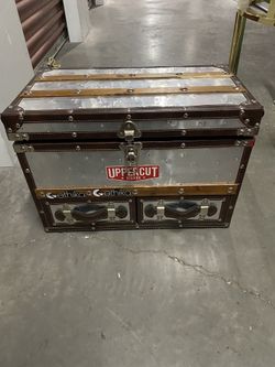 Treasure chest