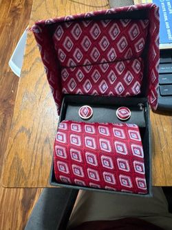Matching Tie, Handkerchief and cufflinks