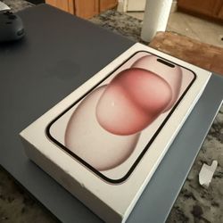 iPhone 15 Unlocked + Case