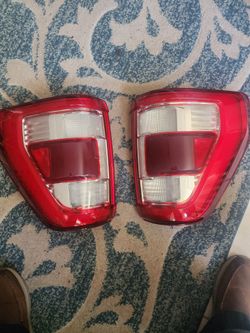 F150  TAILLIGHTS
