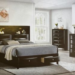 4- Pc Bedroom set Dresser,Mirror  Nightstand (1) Queen size bed frame  Not including Mattress and Box Sp