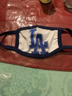 L.A. mask 😷