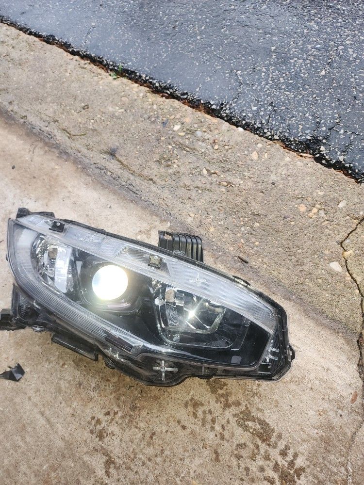 Honda Civic 2016-2021 Headlight OEM 