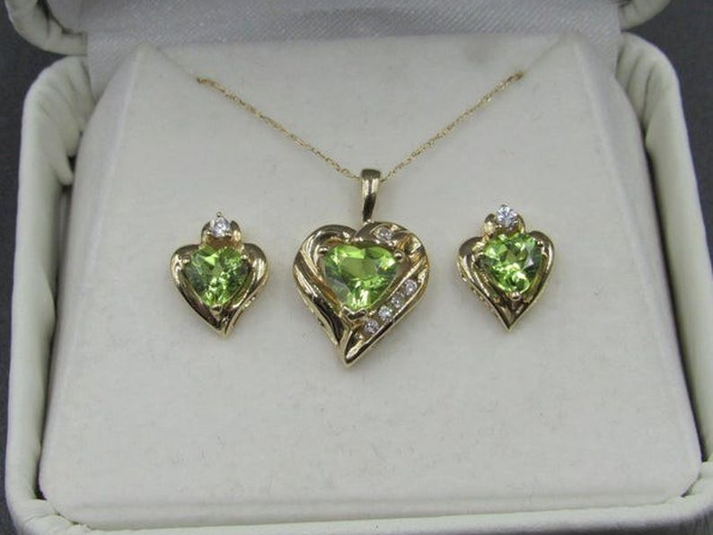 18" 10K Gold Peridot And CZ Diamond Necklace & Earrings Heart Set Vintage Estate Wedding Engagement Anniversary Gift Idea Beautiful Unique