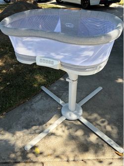 Halo Newborn bassinet