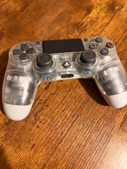 PS4 controller