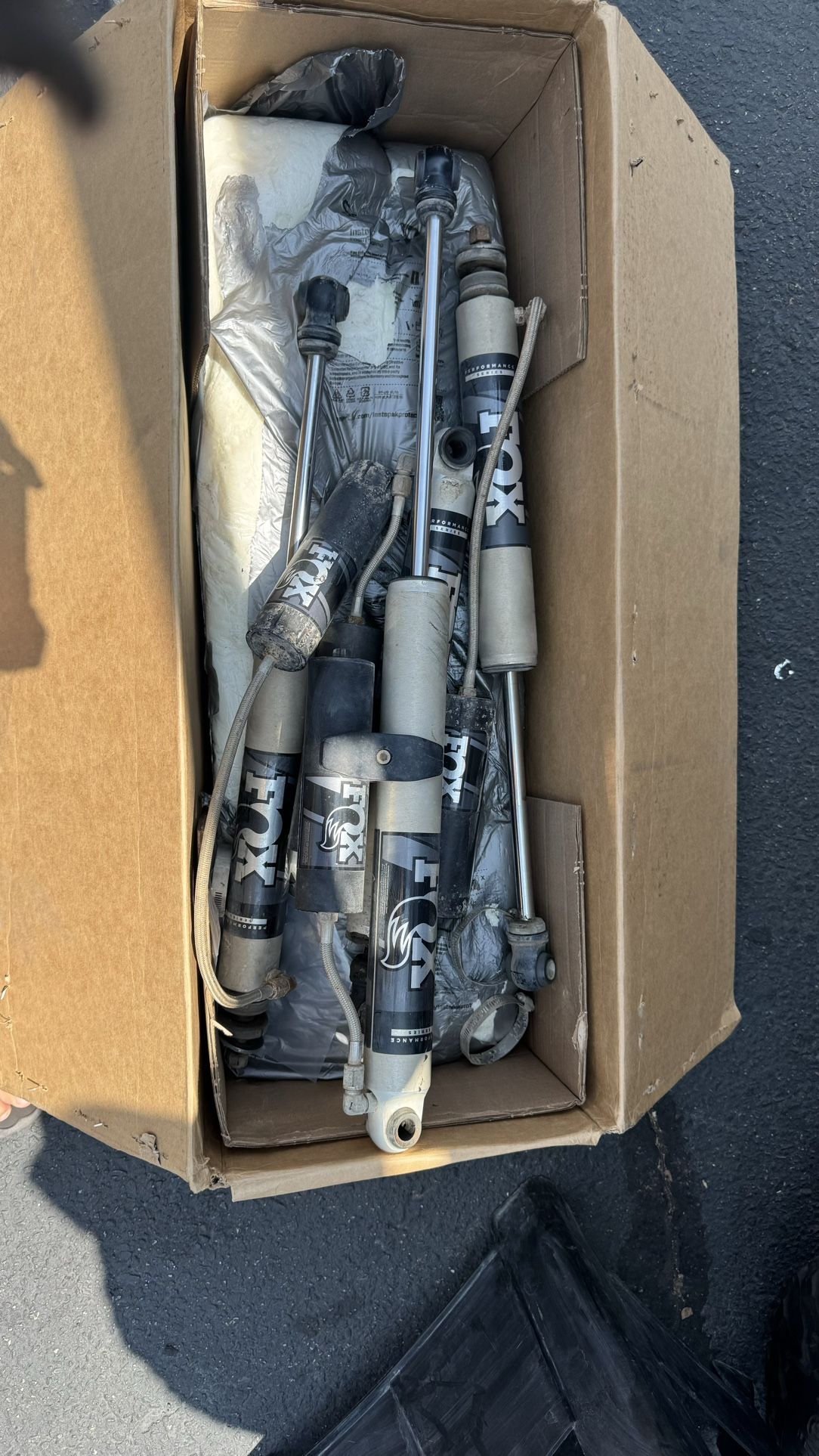 Carli back country Fox shocks for Ford Superduty F350 F250 F150 2017+